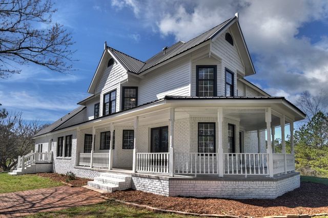 229-A Crossroads Church Road, Ellijay, GA 30540
