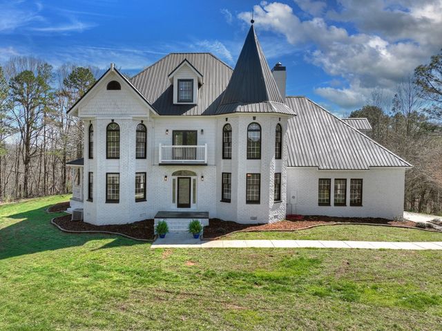 229-A Crossroads Church Road, Ellijay, GA 30540