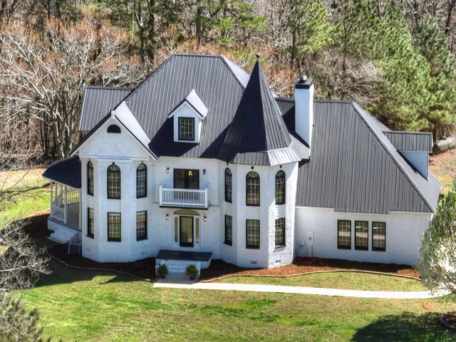 229-A Crossroads Church Road, Ellijay, GA 30540