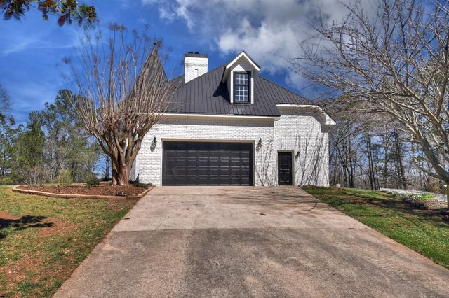 229-A Crossroads Church Road, Ellijay, GA 30540