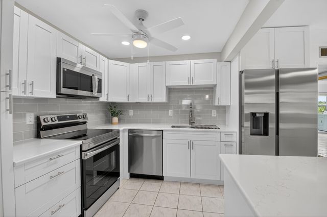 294 Tuscany Lane, Delray Beach, FL 33446
