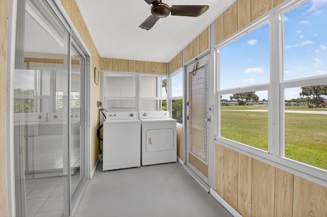 294 Tuscany Lane, Delray Beach, FL 33446