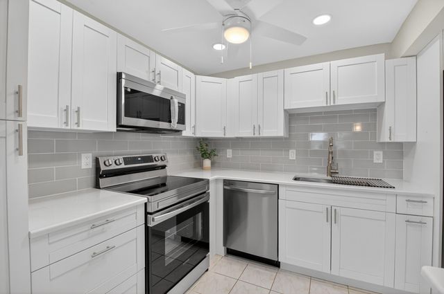 294 Tuscany Lane, Delray Beach, FL 33446