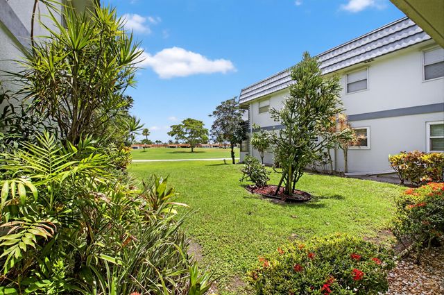 294 Tuscany Lane, Delray Beach, FL 33446