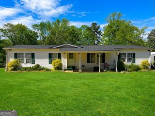 241 Lakeview Drive, Locust Grove, GA 30248