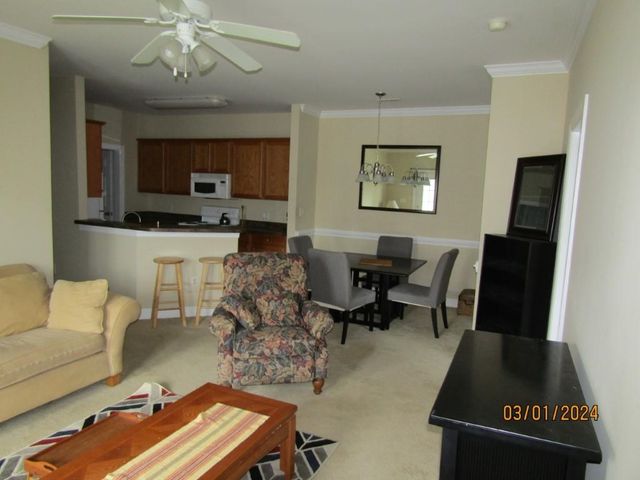 2057 Silvercrest Dr., Myrtle Beach, SC 29579