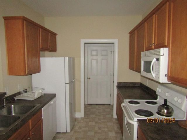 2057 Silvercrest Dr., Myrtle Beach, SC 29579