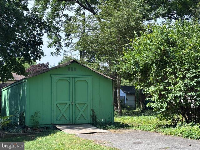 701 GREENBANK RD, Wilmington, DE 19808