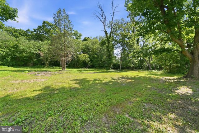 701 GREENBANK RD, Wilmington, DE 19808