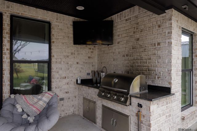 42459 Wesley Howe Rd, Gonzales, LA 70737