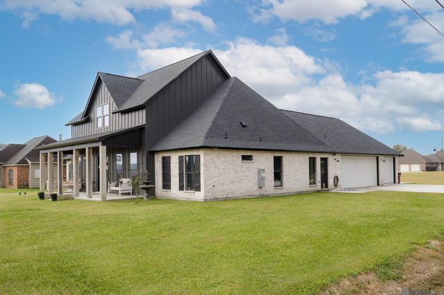 42459 Wesley Howe Rd, Gonzales, LA 70737