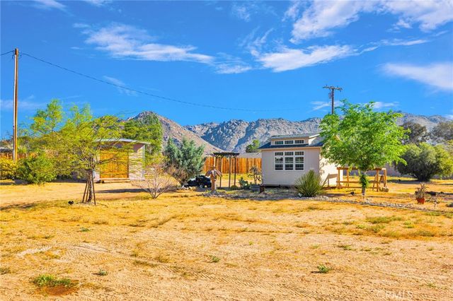 16535 Candlewood, Apple Valley, CA 92307