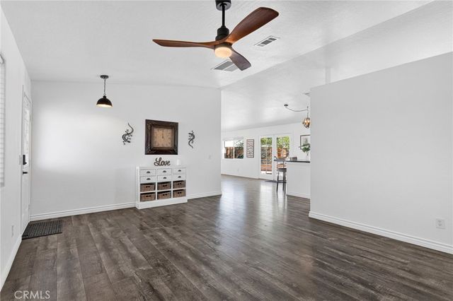 16535 Candlewood, Apple Valley, CA 92307