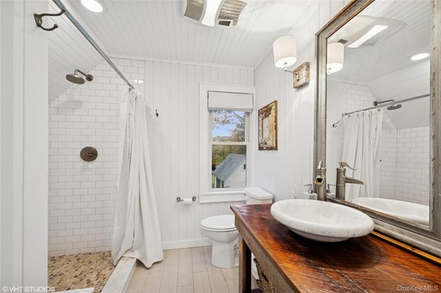 3725 Wickham Avenue, Mattituck, NY 11952