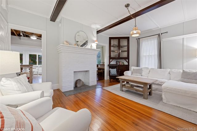 3725 Wickham Avenue, Mattituck, NY 11952