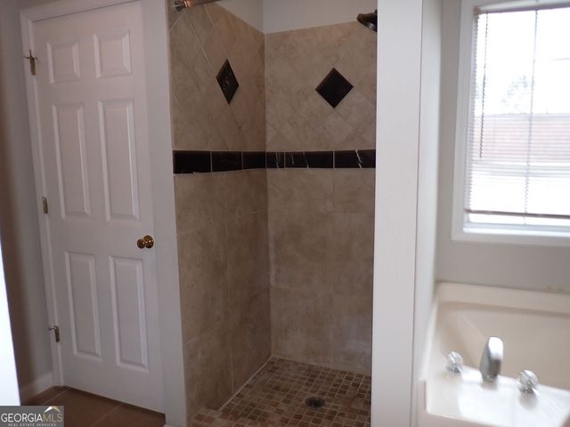 827 Sinclair Way, Jonesboro, GA 30238