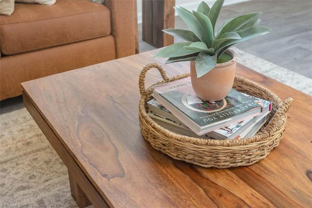 218 Covey Lane, Winston-salem, NC 27107