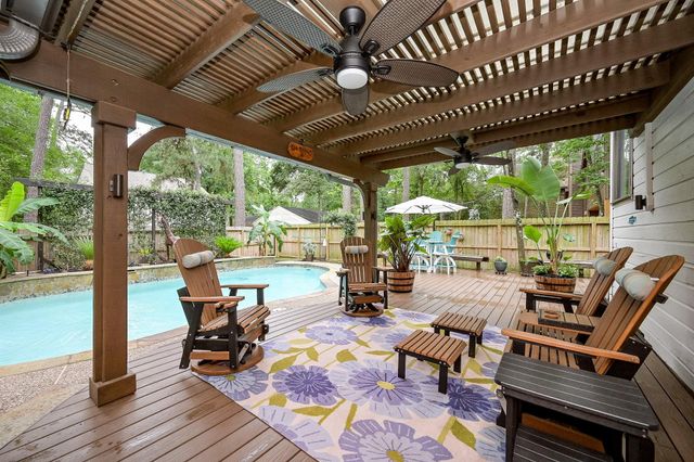 31 Gannet Hollow Place, The Woodlands, TX 77381
