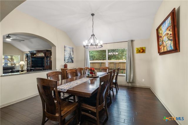 101 Sandstone Court, Victoria, TX 77904