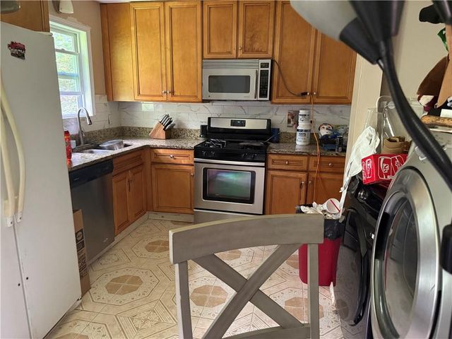 135 Omega Drive, Lawrenceville, GA 30044