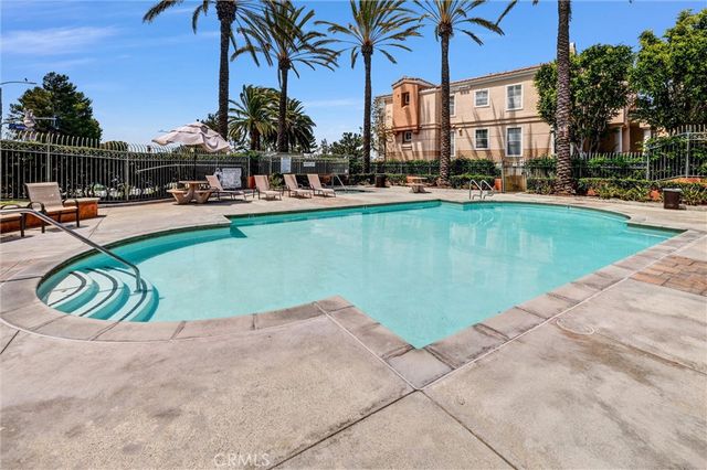 1010 S Volterra, Anaheim, CA 92808