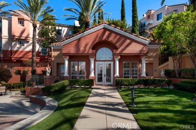 1010 S Volterra, Anaheim, CA 92808