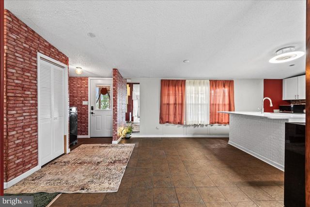 26271 DOGWOOD DR, Ruther Glen, VA 22546