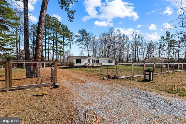 26271 DOGWOOD DR, Ruther Glen, VA 22546