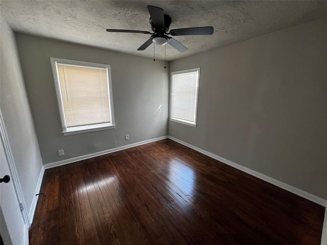 5815 Southseas Street, Houston, TX 77033