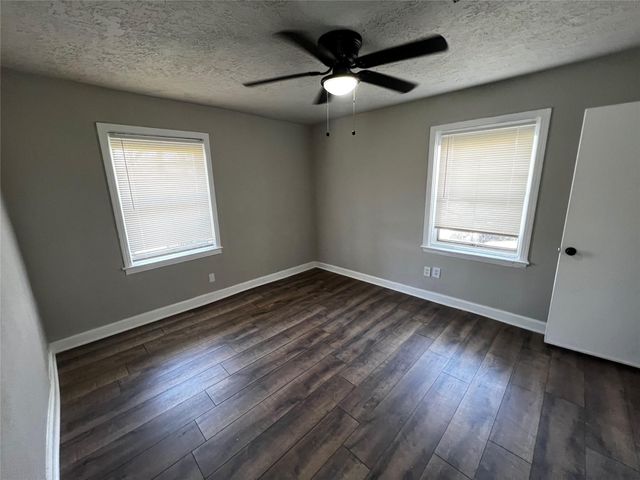 5815 Southseas Street, Houston, TX 77033