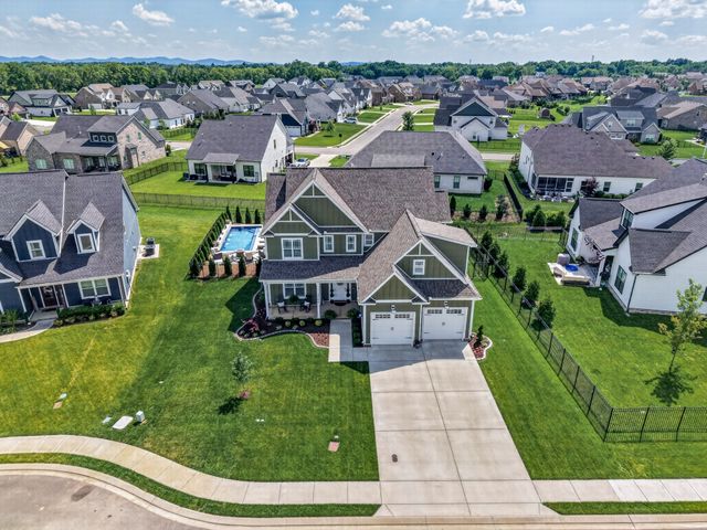 5708 Mullendore Ct, Murfreesboro, TN 37127