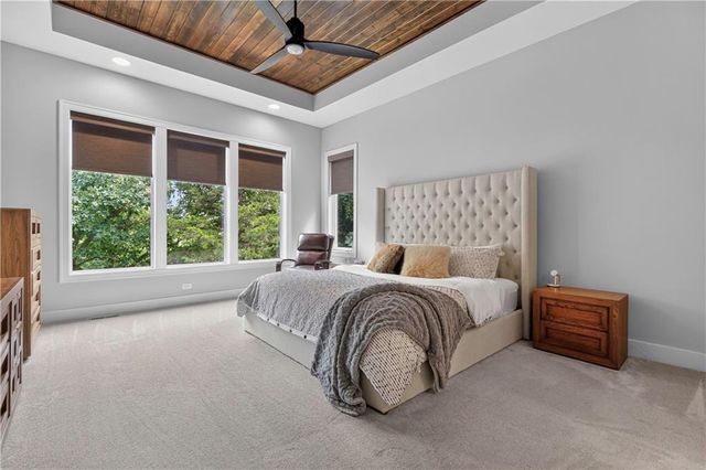 4761 NW Canyon Road, Lee's Summit, MO 64064