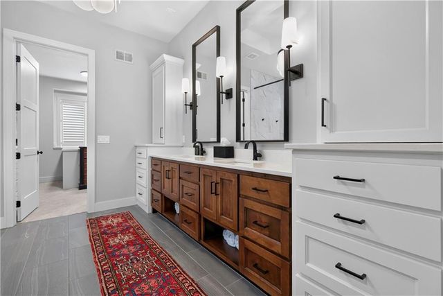4761 NW Canyon Road, Lee's Summit, MO 64064