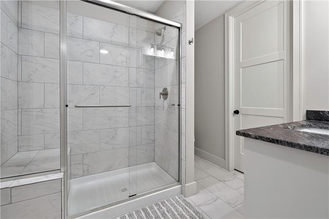 4761 NW Canyon Road, Lee's Summit, MO 64064