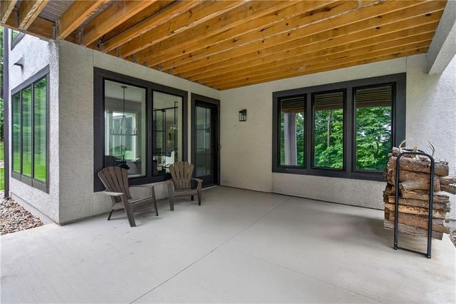4761 NW Canyon Road, Lee's Summit, MO 64064