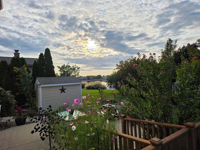 601 Edgewater Drive, Minooka, IL 60447