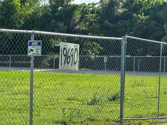 19690 SW 206th Street, Miami, FL 33187