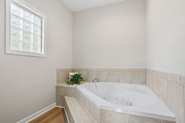 1020 Willow Creek Dr, Goodlettsville, TN 37072