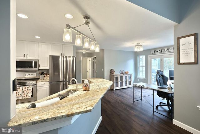 122 SOUTH AVE, Gettysburg, PA 17325