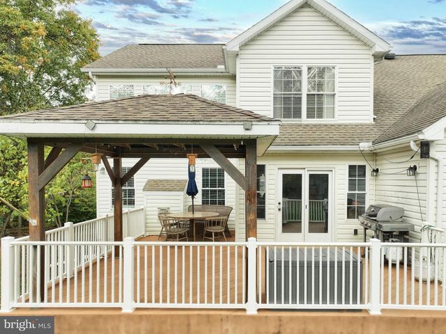 122 SOUTH AVE, Gettysburg, PA 17325