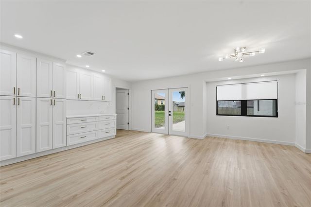 107 S HIGH STREET, Lake Mary, FL 32746