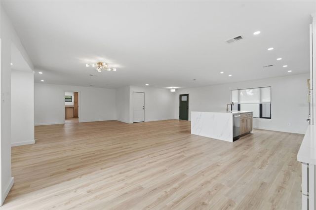 107 S HIGH STREET, Lake Mary, FL 32746