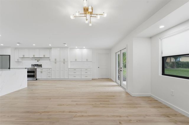 107 S HIGH STREET, Lake Mary, FL 32746