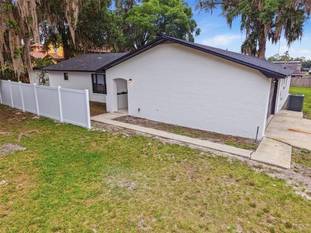 107 S HIGH STREET, Lake Mary, FL 32746