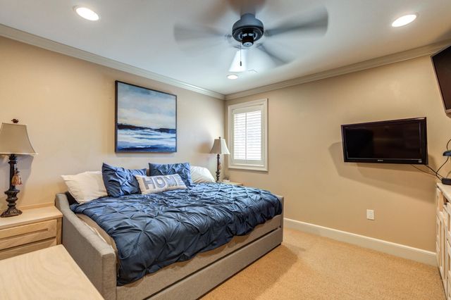 8 Tuscan Villas Circle, Lubbock, TX 79423