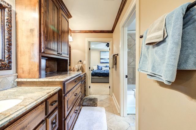 8 Tuscan Villas Circle, Lubbock, TX 79423