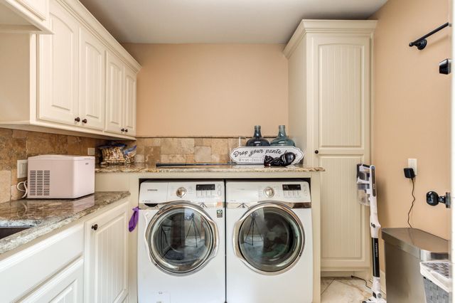 8 Tuscan Villas Circle, Lubbock, TX 79423