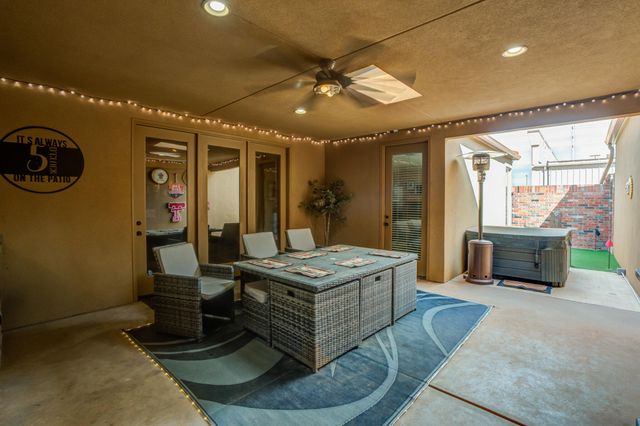 8 Tuscan Villas Circle, Lubbock, TX 79423
