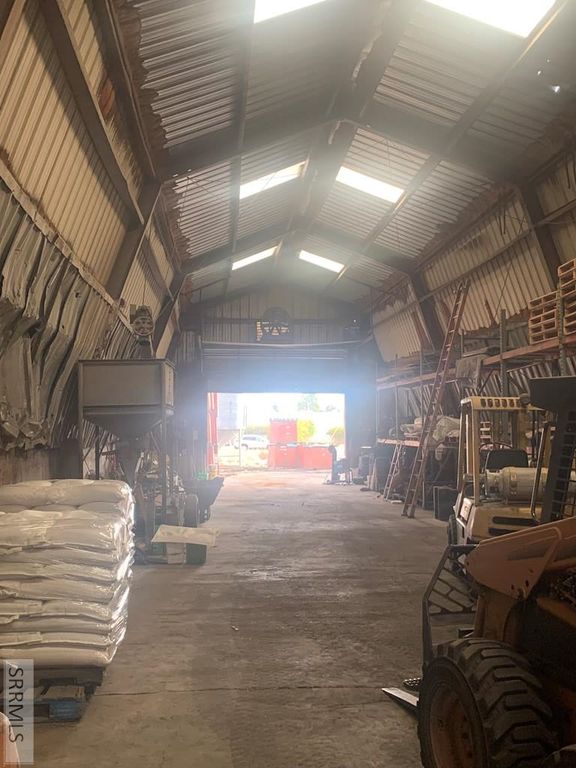 Image 5 of property listing at 164 W 1st N, Rexburg, ID 83440