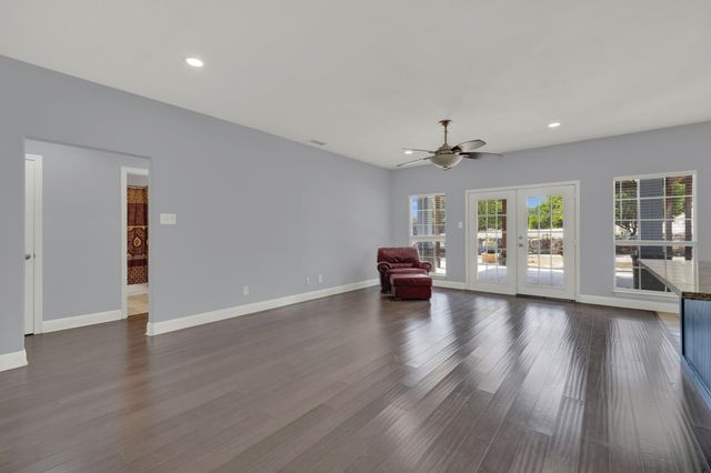 2131 Fm 484, Canyon Lake, TX 78133